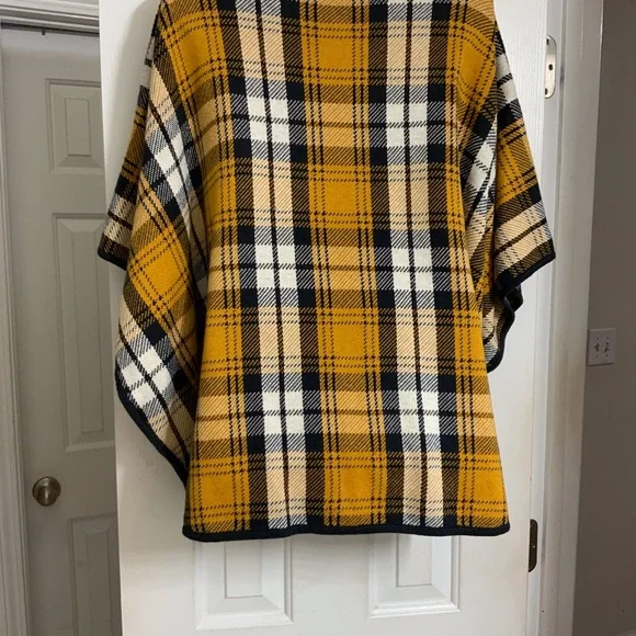 JONES NY SIGNATURE ACCESSORIES TOP. COLOUR - TARTAN PLD MUSTARD. SIZE- L / XL - Picture 3 of 12